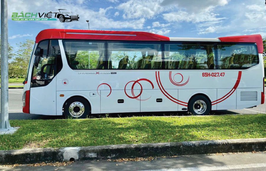 Thuê xe đi tỉnh có tài - nhà xe Bách Việt
